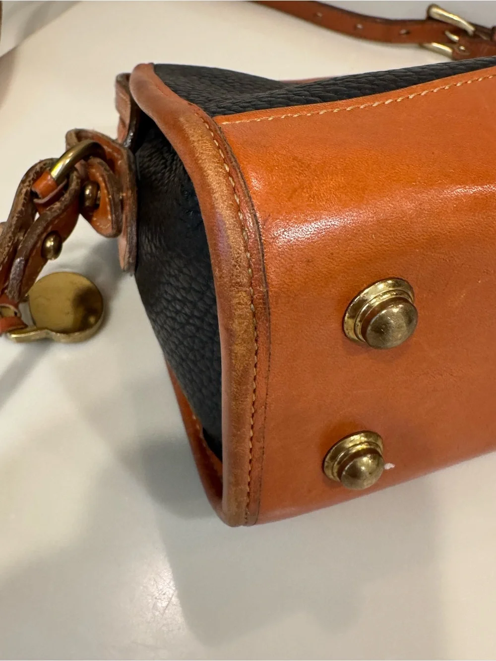 Dooney and Bourke Vintage Black Leather Crossbody Shoulder Bag Made in USA - Picture 10 of 16